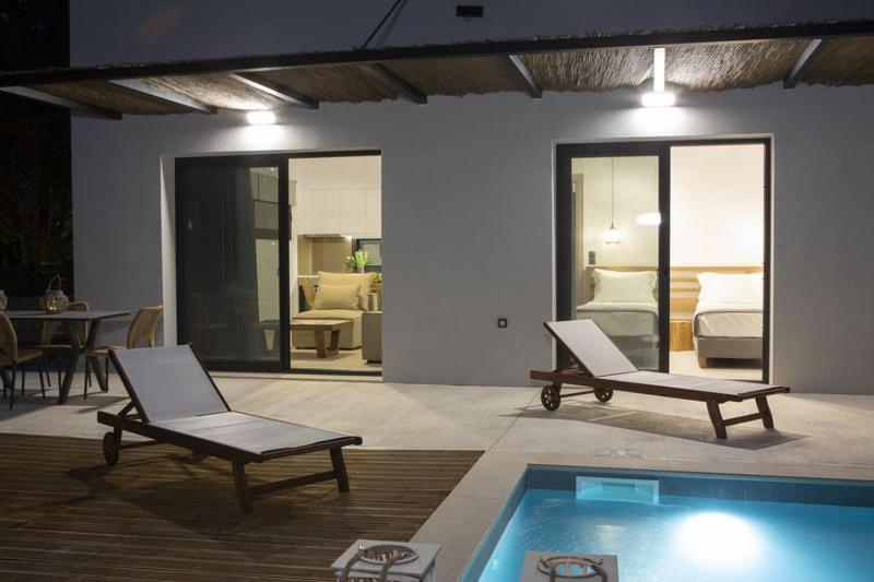 Seascape Villas Vassiliki - Beachfront Villas Екстериор снимка