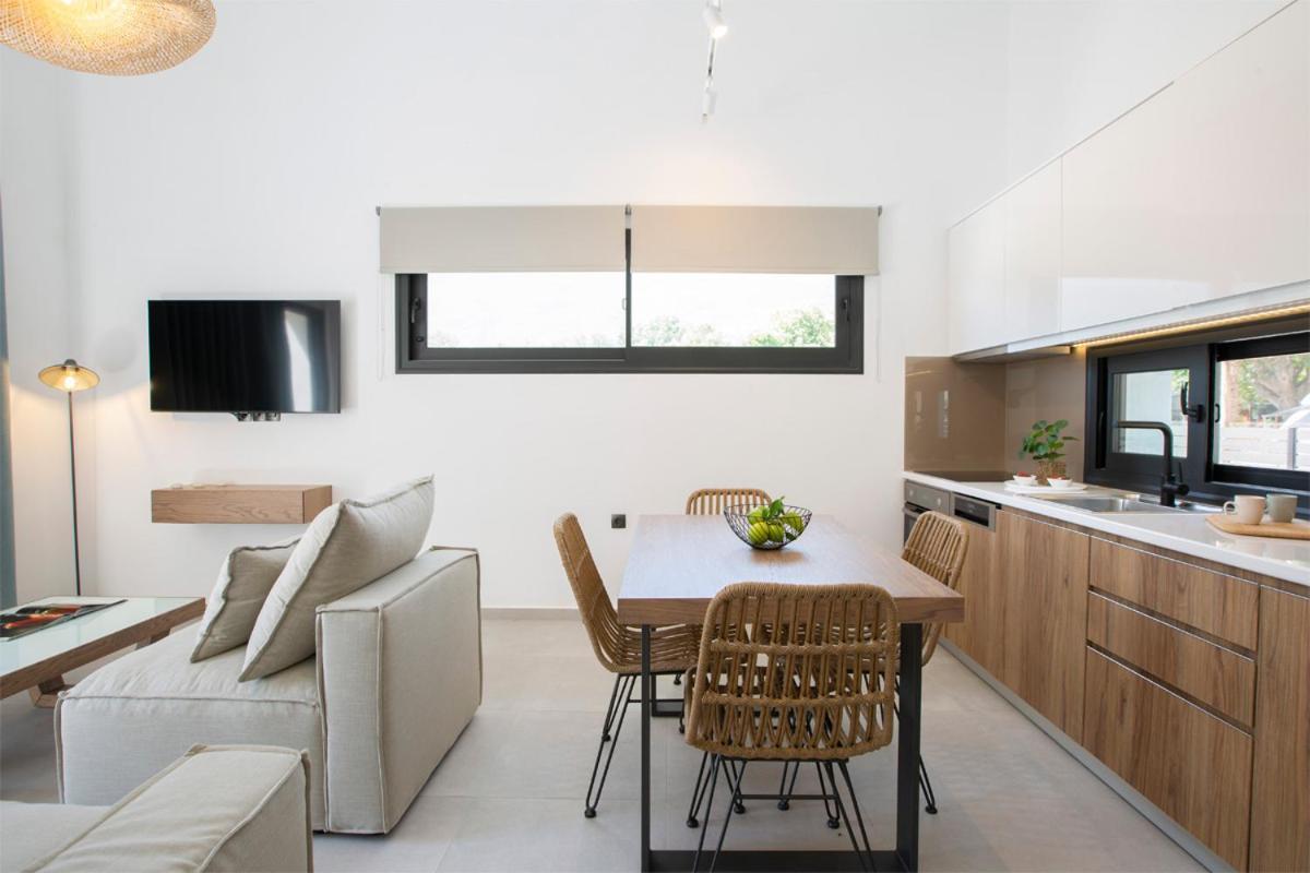Seascape Villas Vassiliki - Beachfront Villas Екстериор снимка