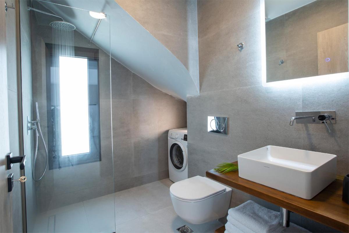 Seascape Villas Vassiliki - Beachfront Villas Екстериор снимка